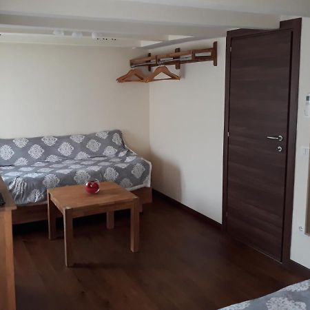 Casa Zuel Guesthouse Rolle Ngoại thất bức ảnh