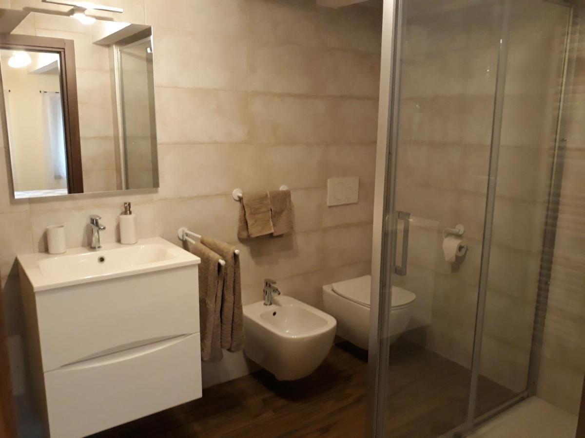 Casa Zuel Guesthouse Rolle Ngoại thất bức ảnh